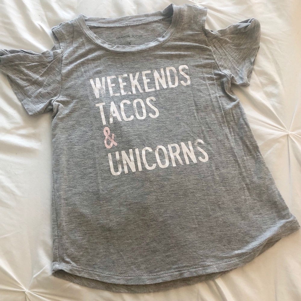 Adorable girls cold shoulder S T-shirt